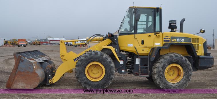 image for item G7335 2012 Komatsu WA250-6 wheel loader