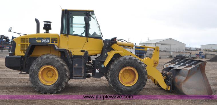 image for item G7335 2012 Komatsu WA250-6 wheel loader