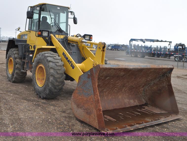 image for item G7335 2012 Komatsu WA250-6 wheel loader
