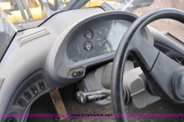 image for item G7335 2012 Komatsu WA250-6 wheel loader