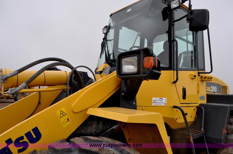 image for item G7335 2012 Komatsu WA250-6 wheel loader