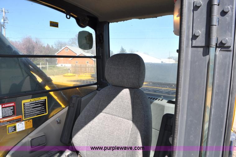 image for item G7336 2008 John Deere 350D LC excavator