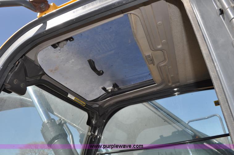 image for item G7336 2008 John Deere 350D LC excavator