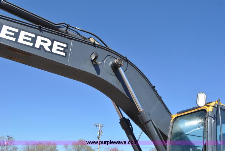 image for item G7336 2008 John Deere 350D LC excavator