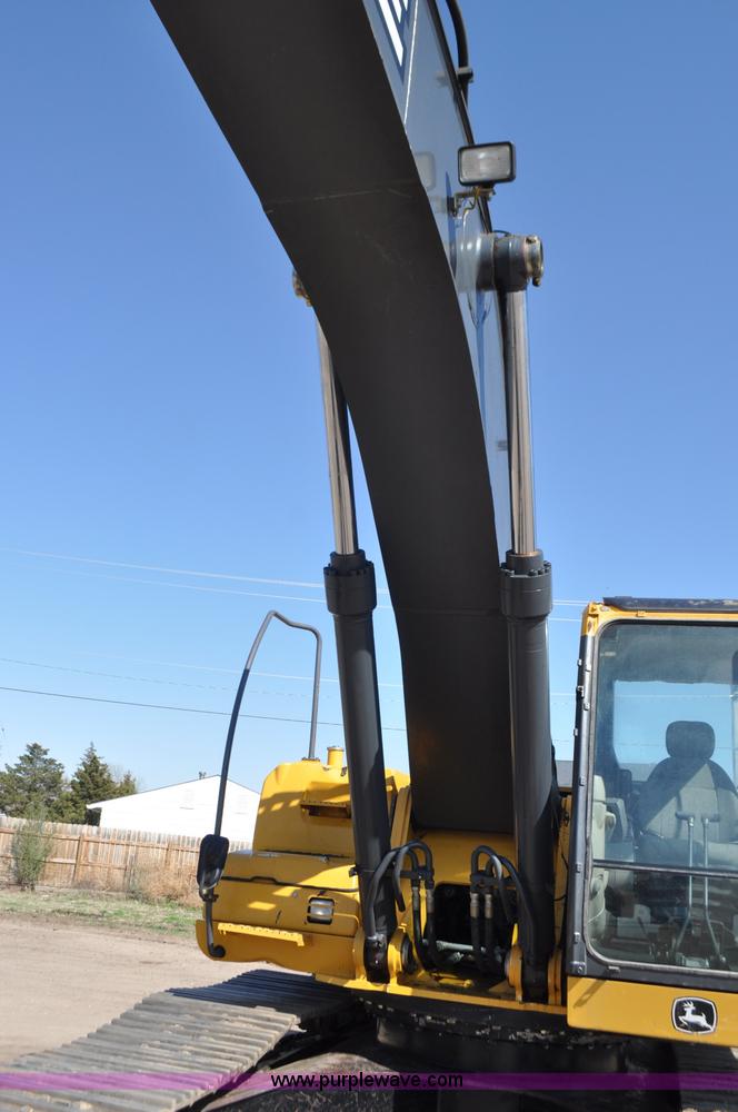 image for item G7336 2008 John Deere 350D LC excavator