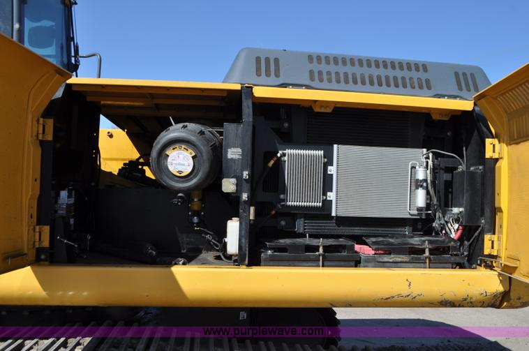 image for item G7336 2008 John Deere 350D LC excavator