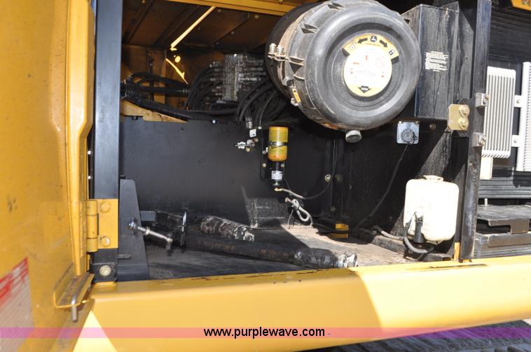 image for item G7336 2008 John Deere 350D LC excavator