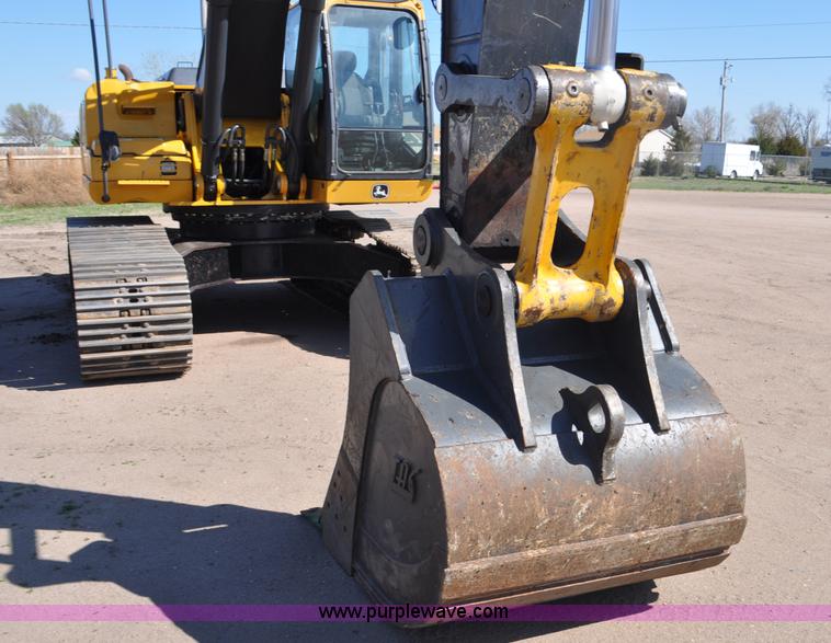 image for item G7336 2008 John Deere 350D LC excavator