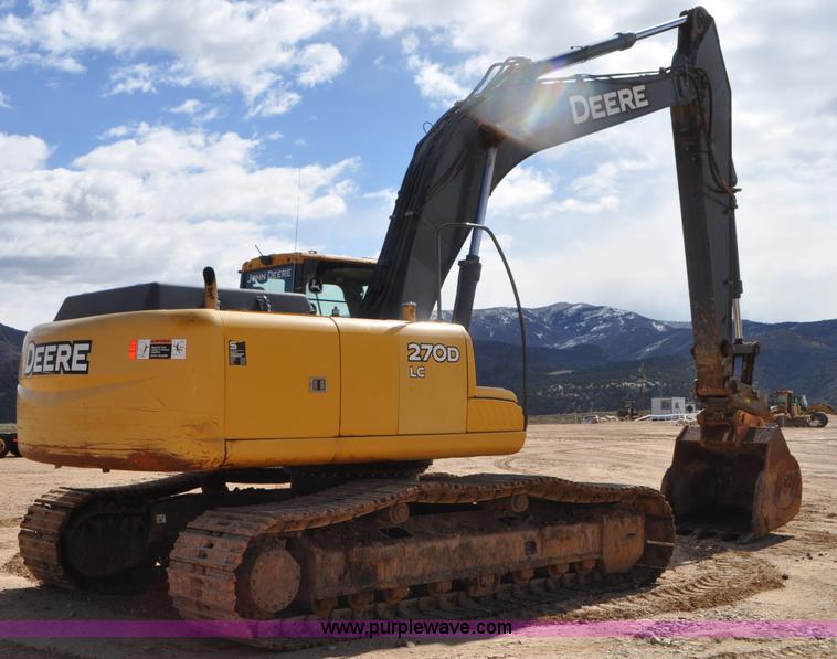image for item G7338 2006 John Deere 270D LC excavator