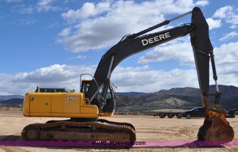 image for item G7338 2006 John Deere 270D LC excavator