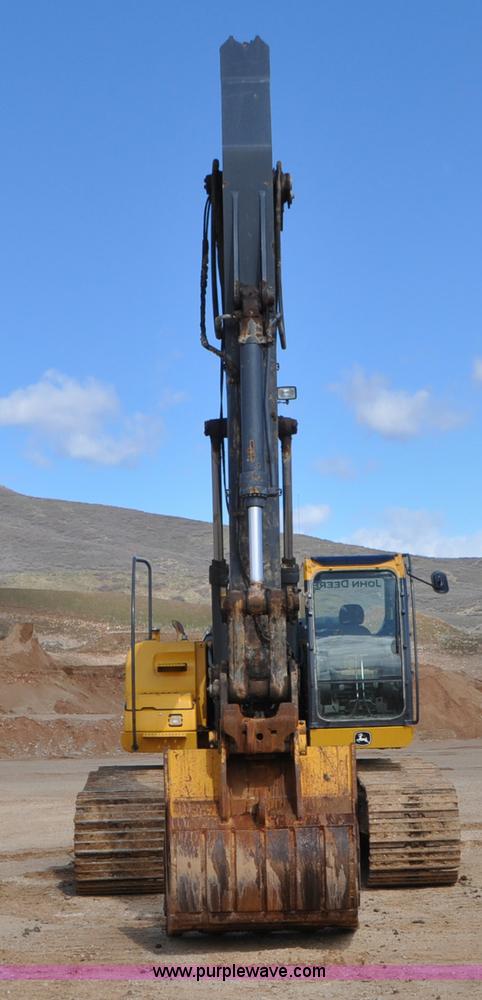 image for item G7338 2006 John Deere 270D LC excavator