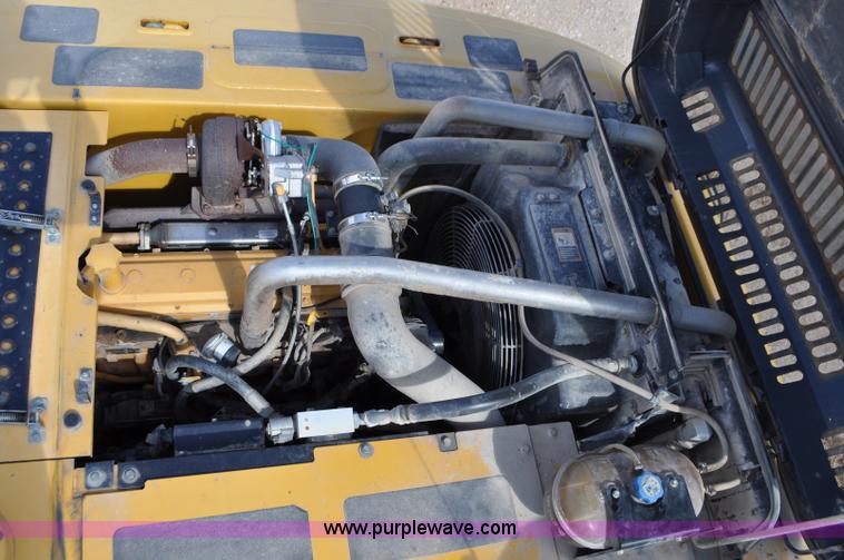 image for item G7338 2006 John Deere 270D LC excavator