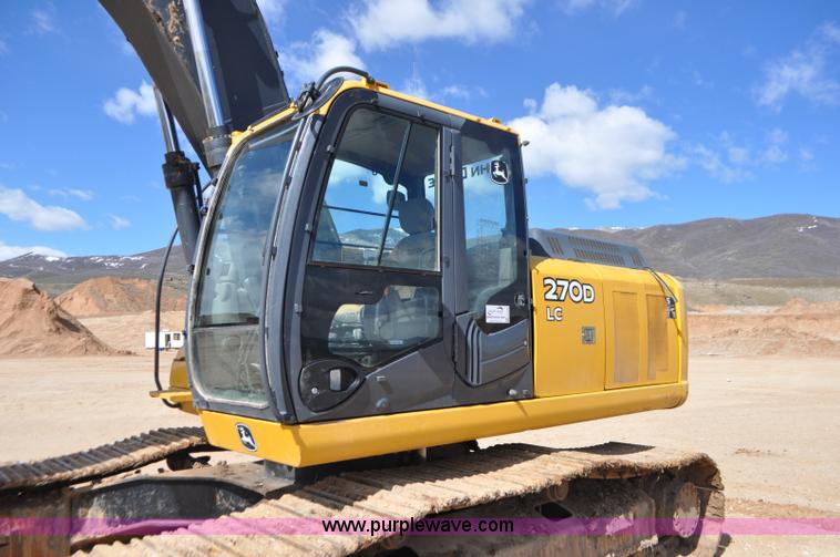 image for item G7338 2006 John Deere 270D LC excavator