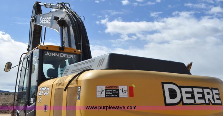 image for item G7338 2006 John Deere 270D LC excavator