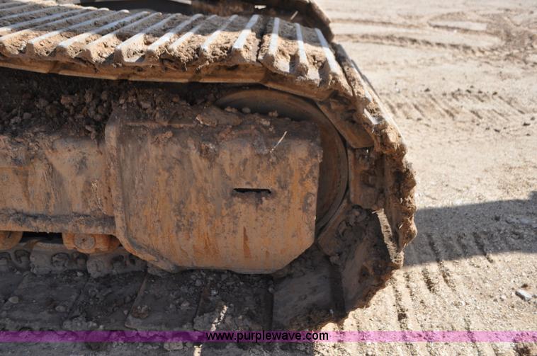 image for item G7338 2006 John Deere 270D LC excavator