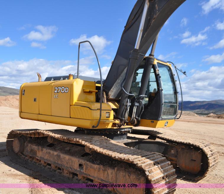 image for item G7338 2006 John Deere 270D LC excavator