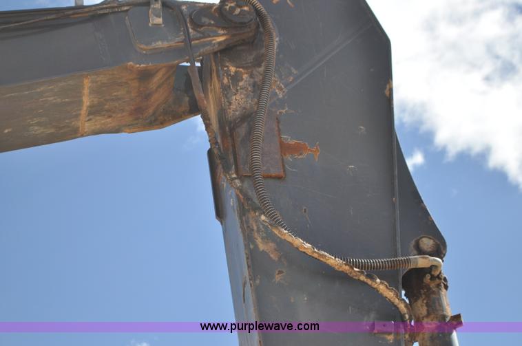 image for item G7338 2006 John Deere 270D LC excavator