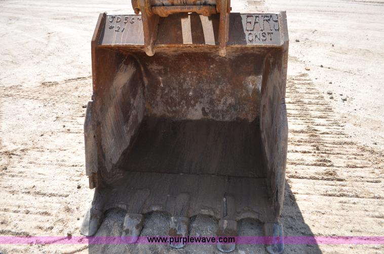 image for item G7338 2006 John Deere 270D LC excavator