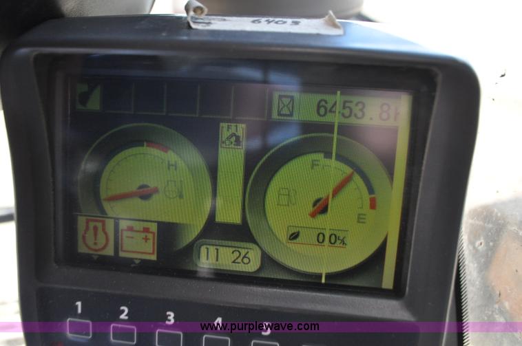 image for item G7338 2006 John Deere 270D LC excavator