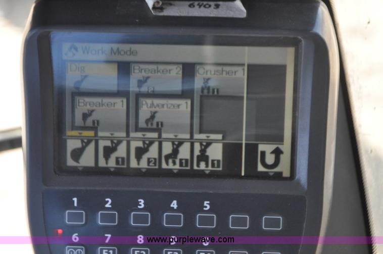 image for item G7338 2006 John Deere 270D LC excavator