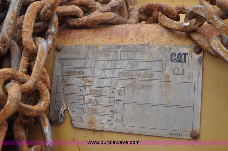 image for item G7339 2002 John Deere 772CH II motor grader