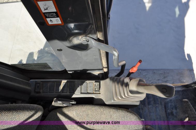 image for item G7341 2008 John Deere 75D mini excavator