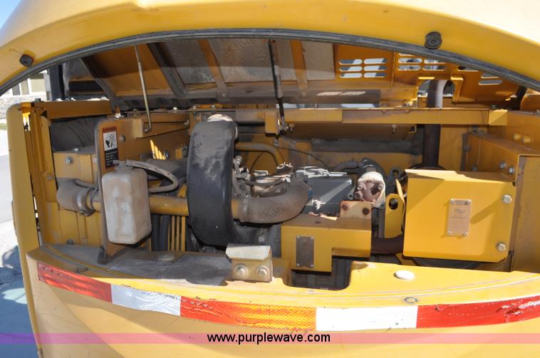 image for item G7341 2008 John Deere 75D mini excavator