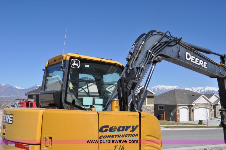 image for item G7341 2008 John Deere 75D mini excavator