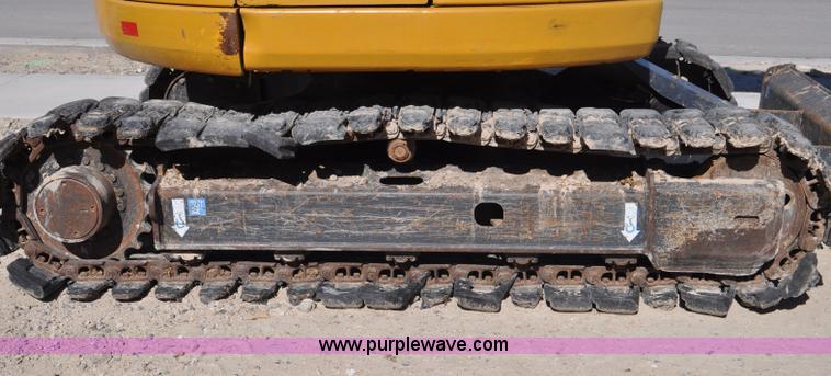 image for item G7341 2008 John Deere 75D mini excavator