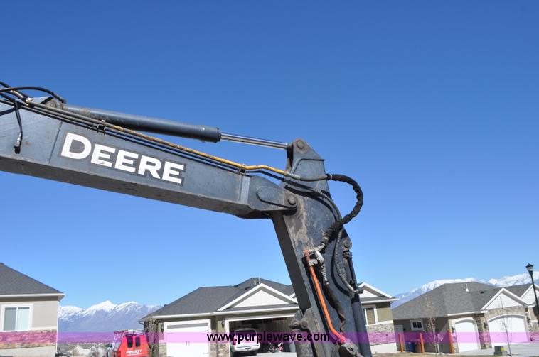 image for item G7341 2008 John Deere 75D mini excavator