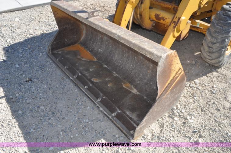 image for item G7342 2002 Caterpillar 420D backhoe