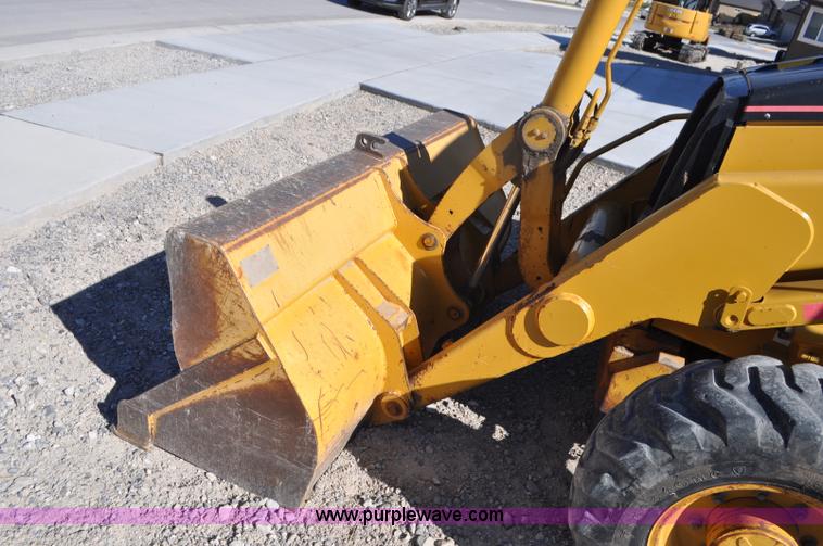 image for item G7342 2002 Caterpillar 420D backhoe