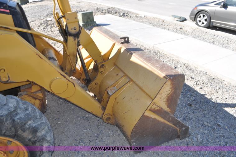 image for item G7342 2002 Caterpillar 420D backhoe