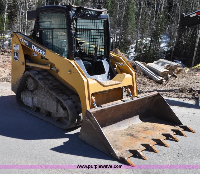 image for item G7343 2009 John Deere CT315 skid steer