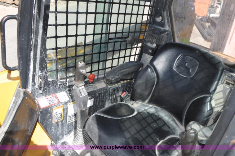 image for item G7343 2009 John Deere CT315 skid steer