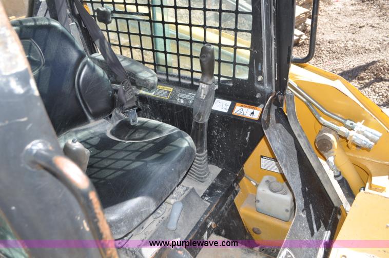 image for item G7343 2009 John Deere CT315 skid steer