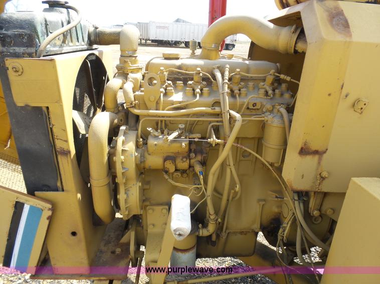 image for item J1670 Vermeer 1250 wood chipper