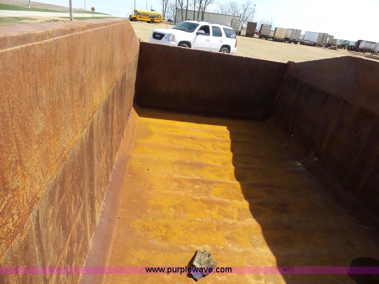 image for item J1674 Dump truck bed