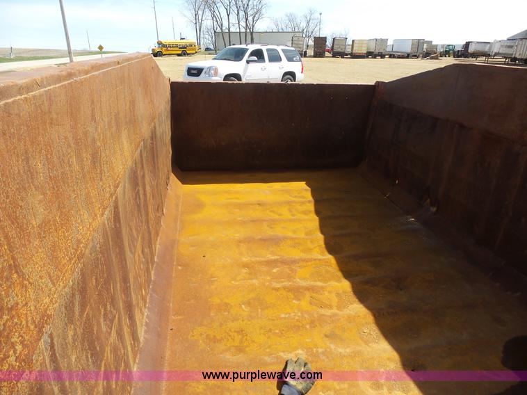 image for item J1674 Dump truck bed