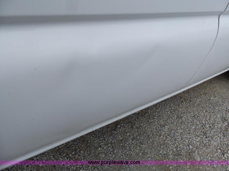 image for item J4170 2005 Chevrolet Silverado 2500HD Crew Cab pickup truck