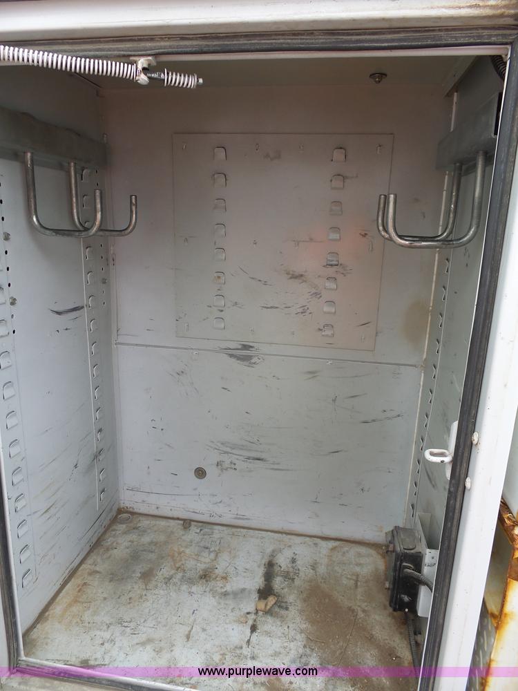 image for item J4198 2008 Ford F550 Super Duty bucket truck