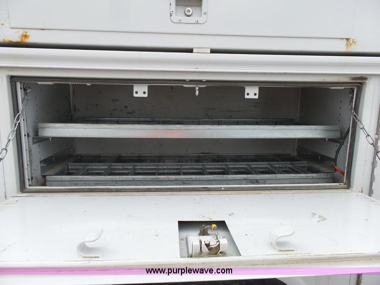 image for item J4198 2008 Ford F550 Super Duty bucket truck