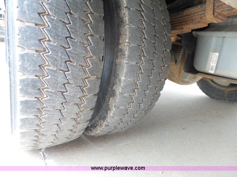 image for item J4198 2008 Ford F550 Super Duty bucket truck