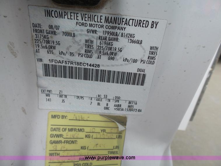 image for item J4198 2008 Ford F550 Super Duty bucket truck