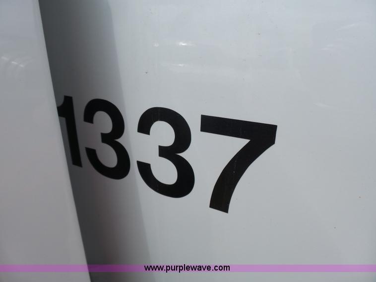 image for item J4198 2008 Ford F550 Super Duty bucket truck