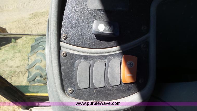 image for item J6122 2006 Caterpillar 420D backhoe