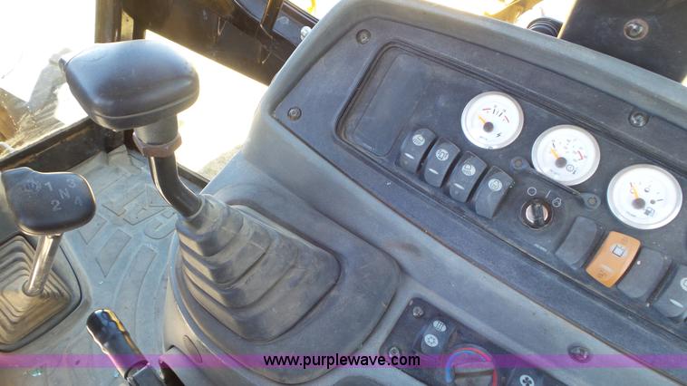 image for item J6122 2006 Caterpillar 420D backhoe