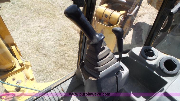 image for item J6122 2006 Caterpillar 420D backhoe