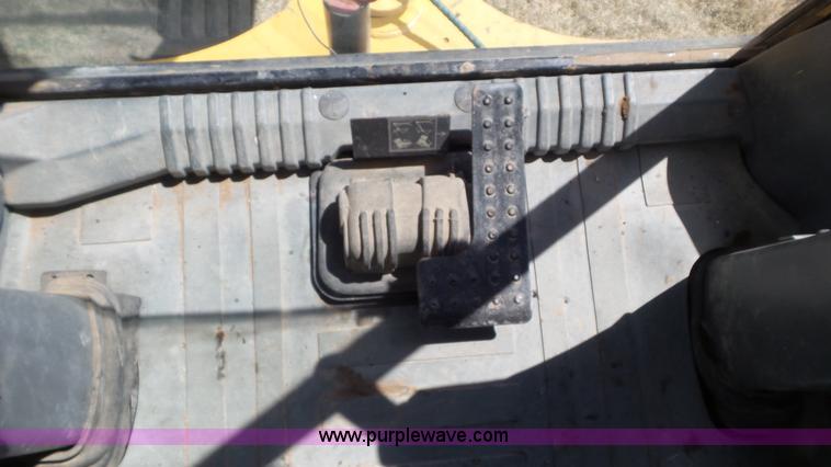 image for item J6122 2006 Caterpillar 420D backhoe