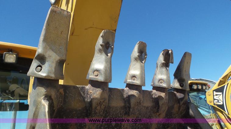 image for item J6122 2006 Caterpillar 420D backhoe